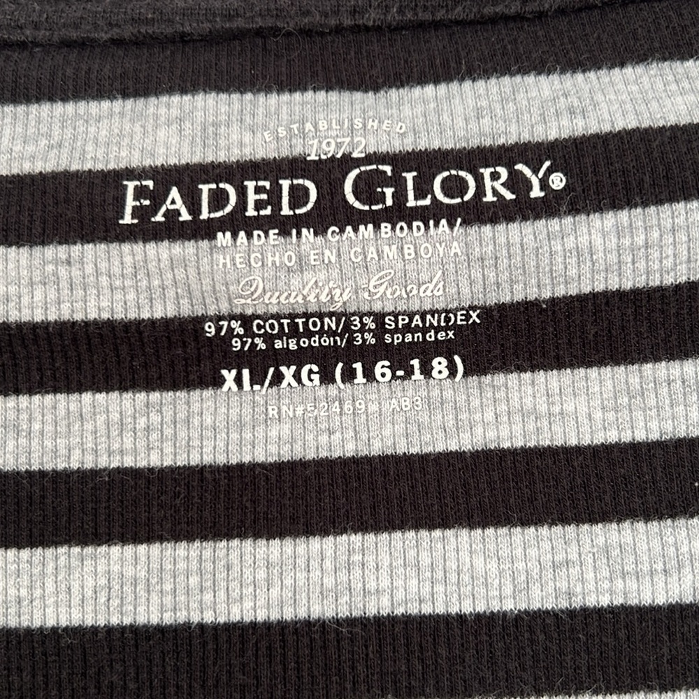 Faded Glory Women’s Ribbed Black and Gray Top Sz XL (16-18) - Picture 3 of 6